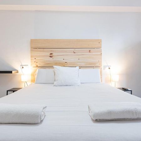 Easy Sants By Bossh! (Adults Only) Hostel Barcelona Exterior foto