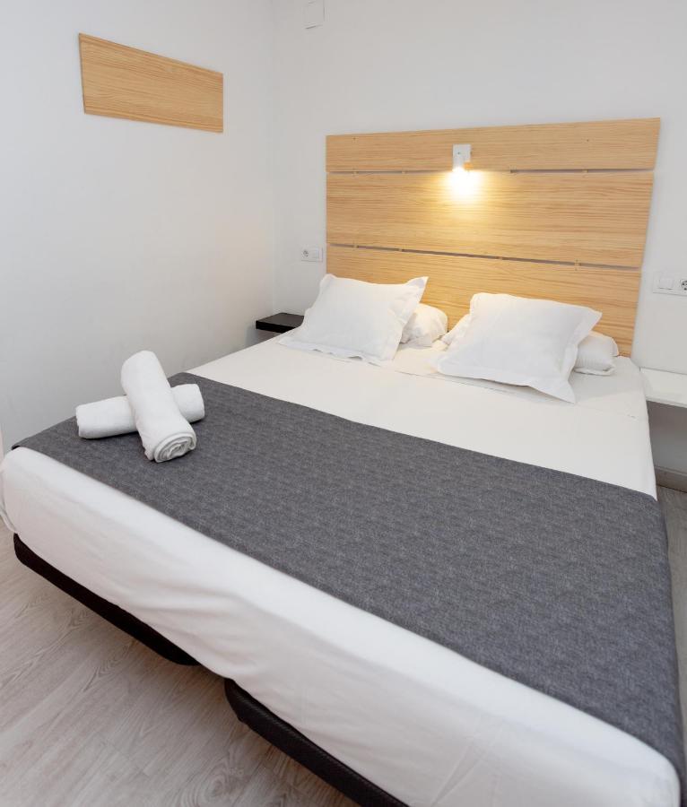 Easy Sants By Bossh! (Adults Only) Hostel Barcelona Exterior foto