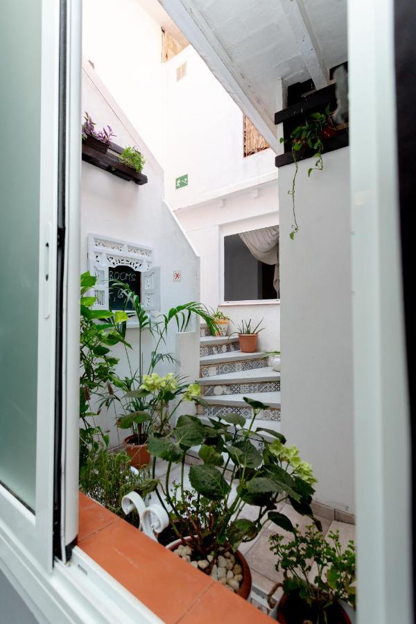Easy Sants By Bossh! (Adults Only) Hostel Barcelona Exterior foto